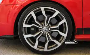 تست و بررسی فنی نسل پنجم فولکس واگن گلف در تهران