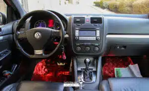 تست و بررسی فنی نسل پنجم فولکس واگن گلف در تهران