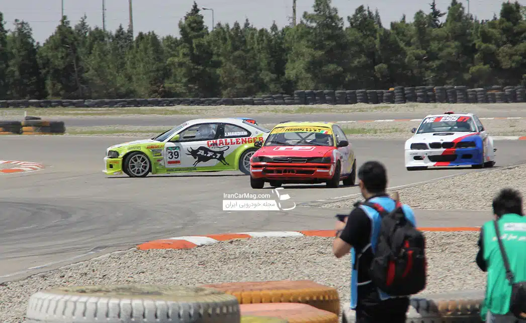 اولین راند مسابقات قهرمانی سرعت اتومبیلرانی سال 97 در پیست آزادی