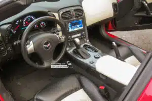 آزمایش رانندگی با شورولت کوروت C6 گذرموقت در تهران