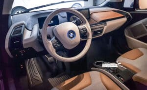 ورود اولین سری بی ام و i3 به ایران توسط تسلا موتور قشم