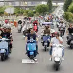 دوره همی وسپا سواران به مناسبت روز وسپا در تهران+ فیلم و عکس