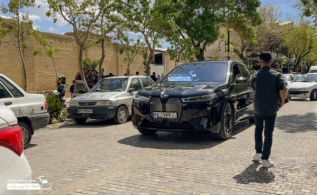 بی ام و ix ، نایاب ترین خودرو در خاورمیانه وقتی وارد ایران می شود جدیدترین خودروی گذرموقت وارد شده به ایران در سال جدید