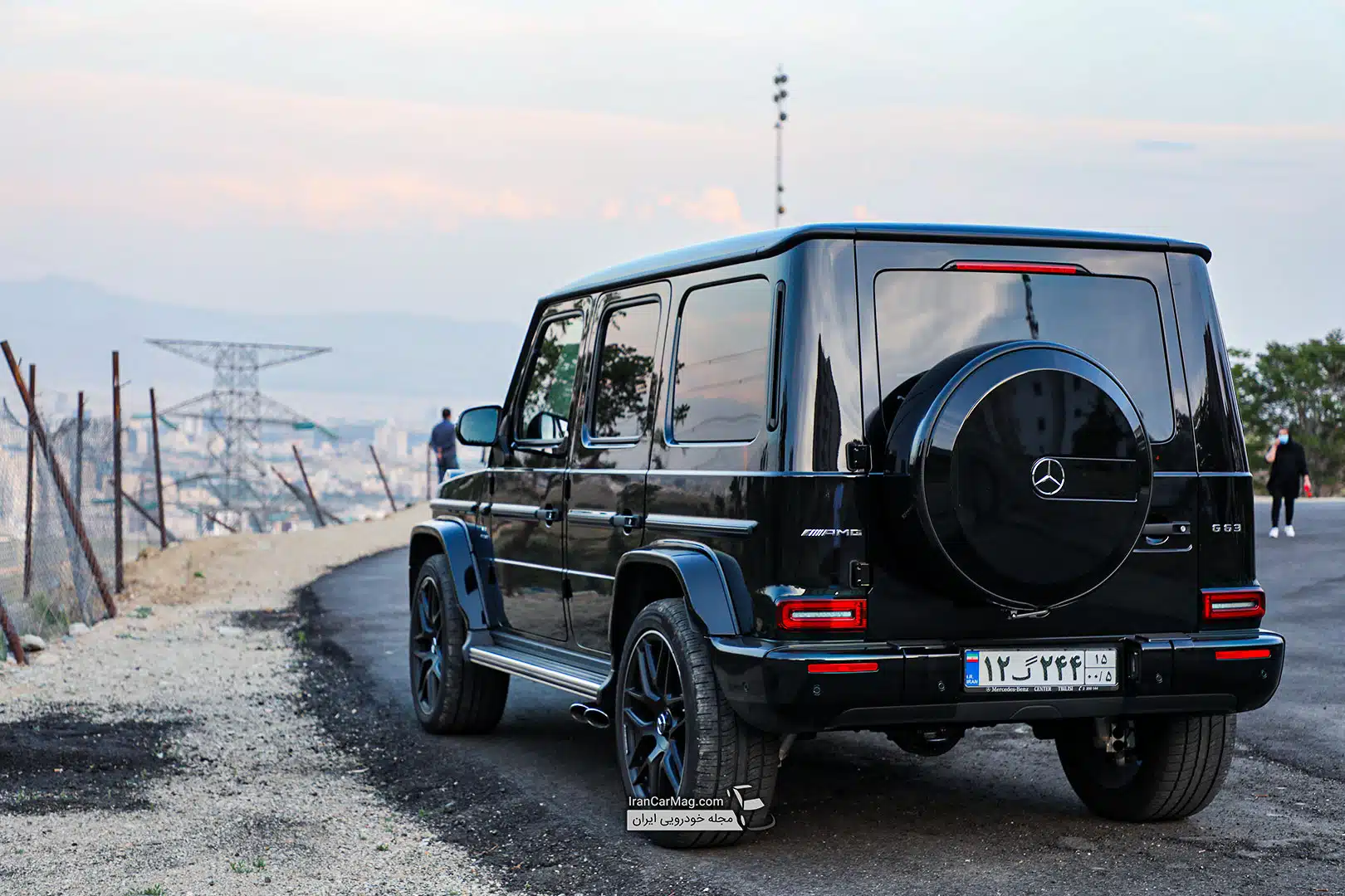 رانندگی با مرسدس بنز G63 AMG گذرموقت در تهران توسط خبرنگار خودرو حسن رزاقی