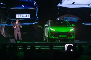 لاماری ایما هیبرید معرفی شد 4 سیلندر پلاگین هیبرید