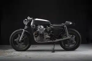 Honda CX500 Cafe Racer از نمای بغل