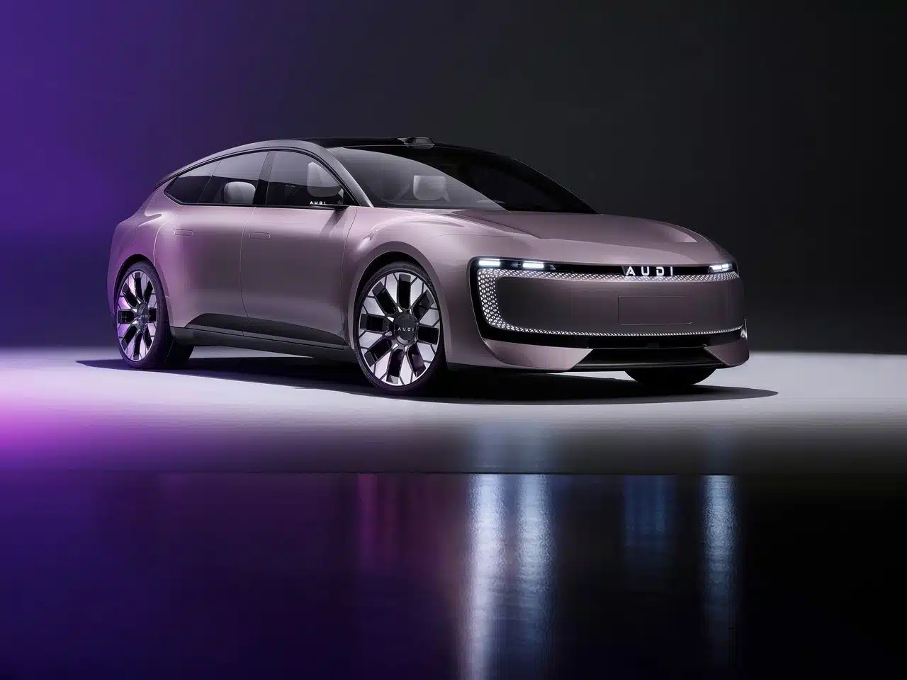 نگاهی به کانسپت مفهومی آئودی E خودروی برقی جدید آئودی.