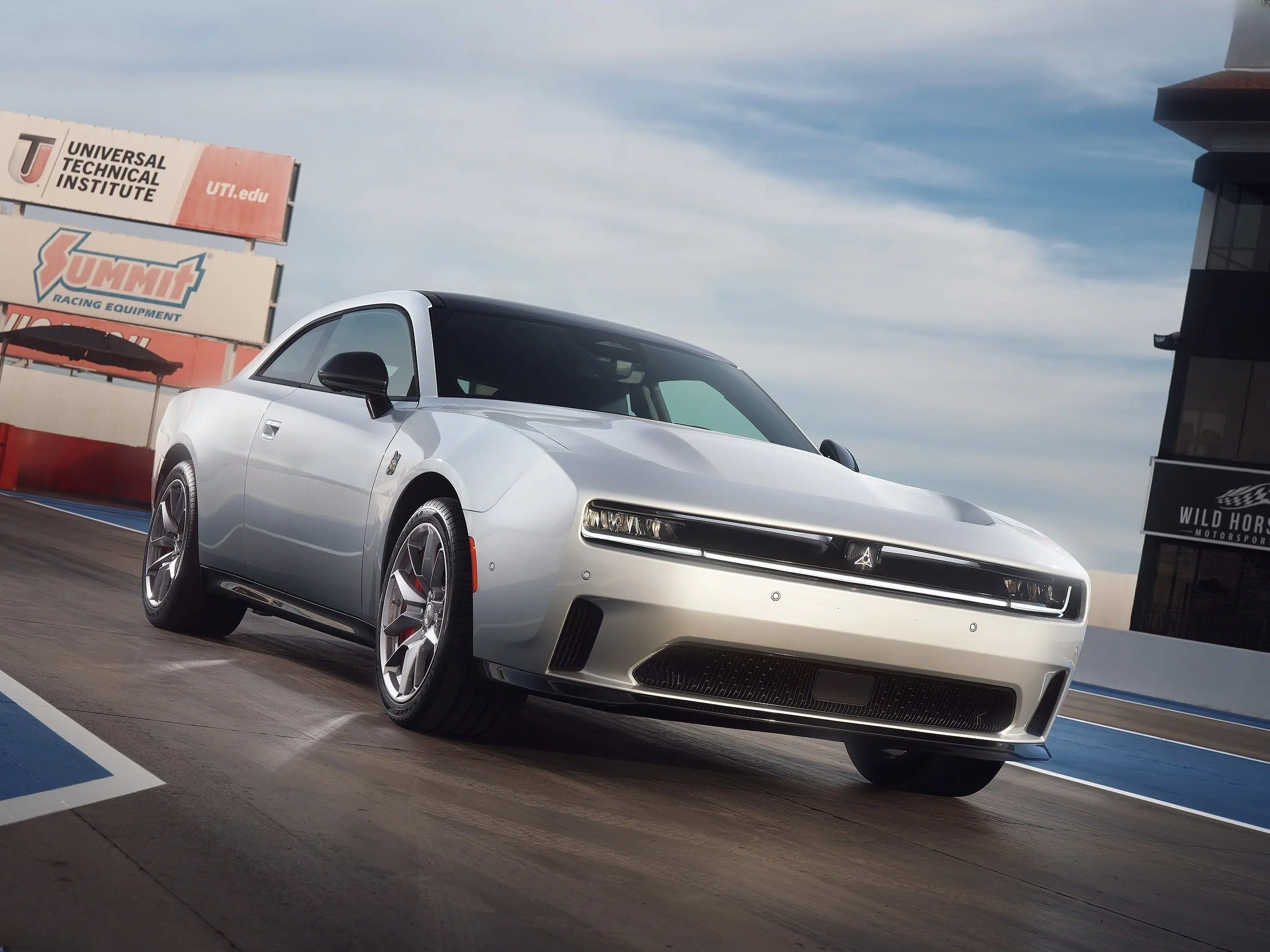 دوج چارجر دیتونا: شروع عصر جدید ماشین‌های عضلانی برقی