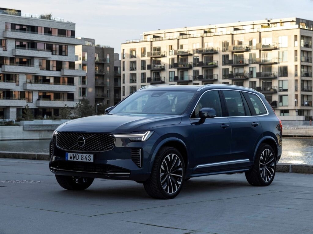 ولوو XC90