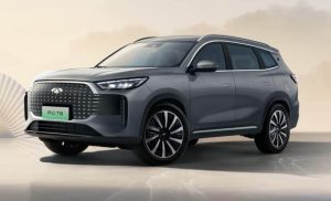 قیمت نهایی چری فلووین تی8 چقدر است؟ ؛ ورود به بازار شاسی‌بلندهای پلاگین هیبرید/ Chery Fulwin T8
