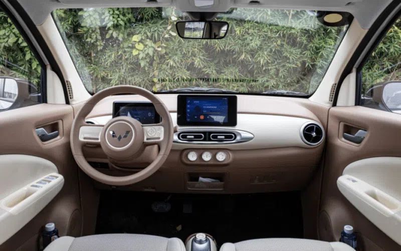 قمیت وولینگ هونگوآنگ مینی برقی 2025 چقدر است؟ Wuling Hongguang Mini EV