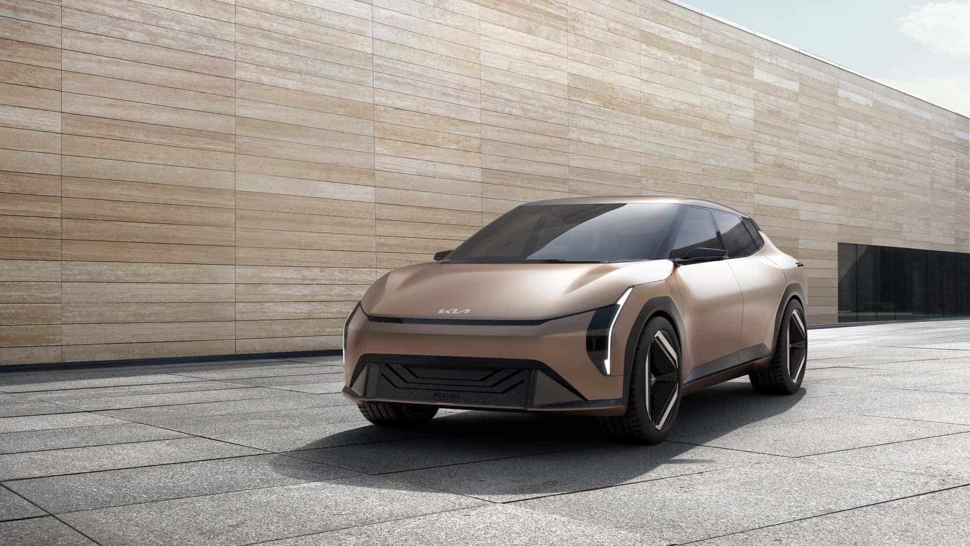 اولین نگاه به کیا EV4 : خودروی برقی کوچکتر در ابعاد و قیمت