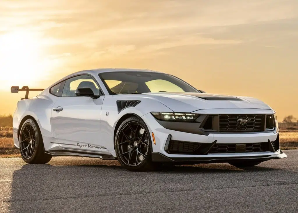 هنسی ونوم موستانگ