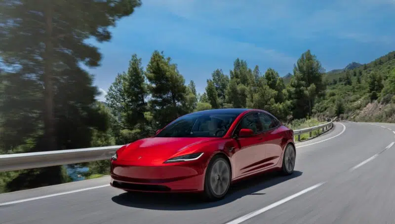 کاهش فروش تسلا در چین طی سه‌ماهه دوم ۲۰۲۵