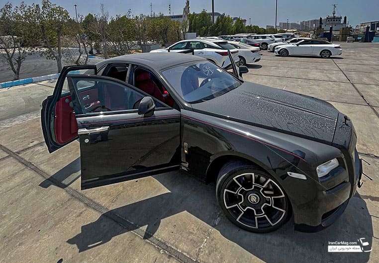 رولزرویس گوست در کیش؛ 12 سیلندر Black Badge بالاخره رسید