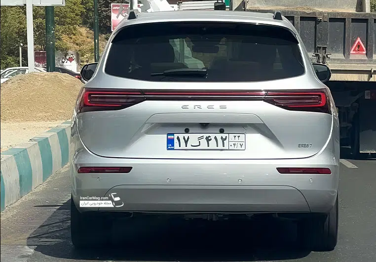 ایرس HM7 در خیابان با پلاک گذرموقت، شاسی بلند لوکس EREV