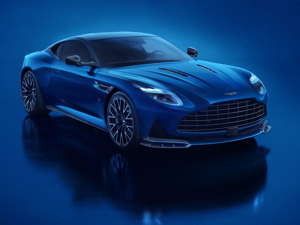Aston Martin DB12 S