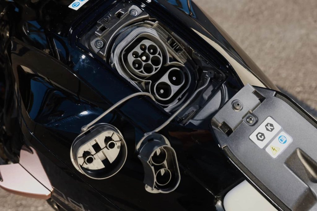 امکان شارژ سریع هوندا WN7