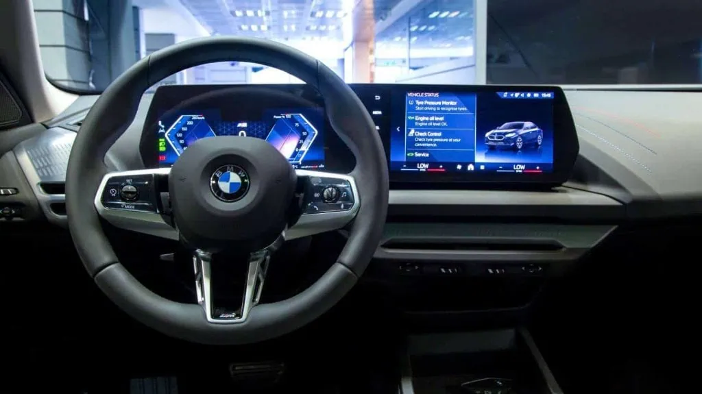 آغاز فروش اقساطی BMW 225L M Sport مدل 2025 توسط پرشیا خودرو؛ اقساط 6 ماهه بدون سود و 12 ماهه