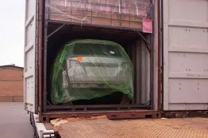 ورود محموله قطعات نیسان ترا به کارخانه مانیان خودرو؛ روند تولید و تحویل سرعت میگیرد