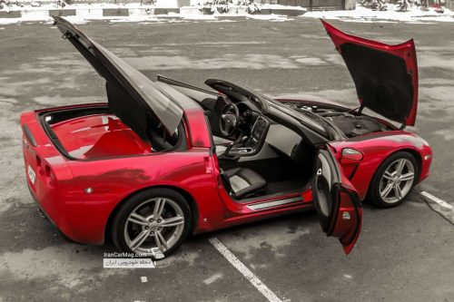 نحوه باز شدن درب صندوق عقب و کاپوت در شورولت کوروت سی 6 بسیار جذاب است